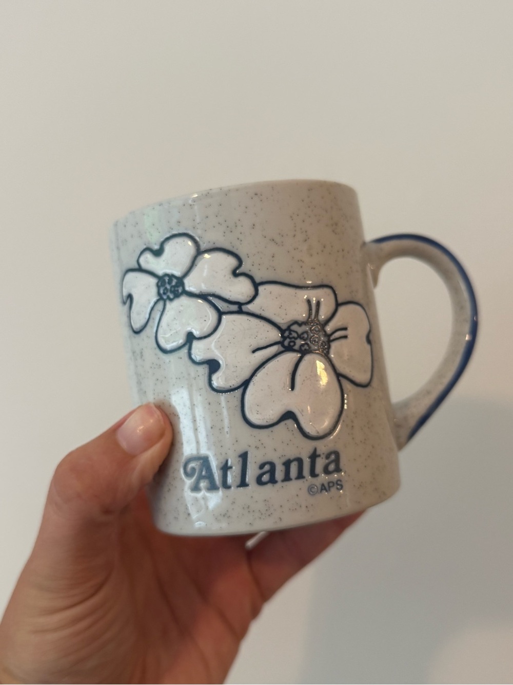 Atlanta Floral stoneware Mug - White and Blue